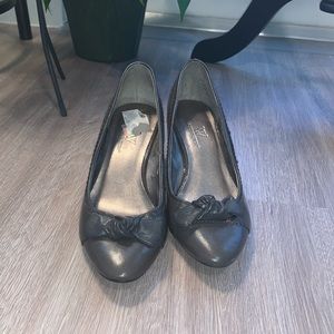 3/$10 Dark Green Low Wedge Heels - Sz 5 1/2